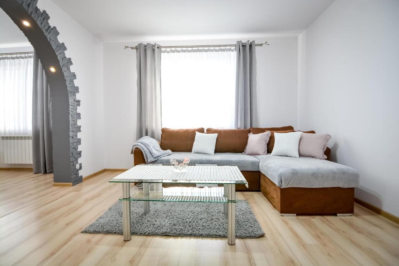 Apartamenty Przystanek Banska Banska Nizna Экстерьер фото